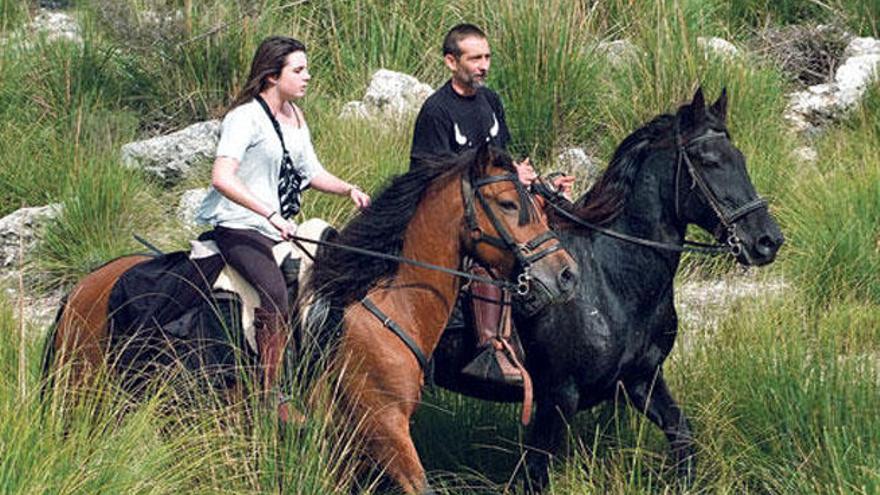 Una excursión a caballo entre Sóller y Lluc.