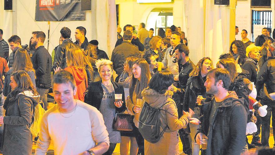 El 38,1% de los castellonenses se inicia en el consumo de alcohol en fiestas