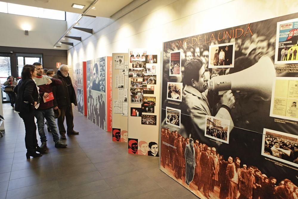 Exposición sobre Juan Muñiz Zapico en el Centro Municipal de El Llano, Gijón