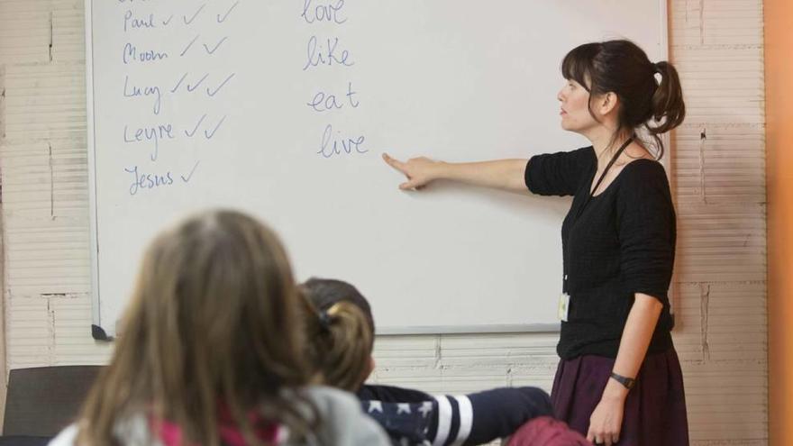 Profesores con un nivel mínimo de B2 y monitores nativos dirigirán el campamento.