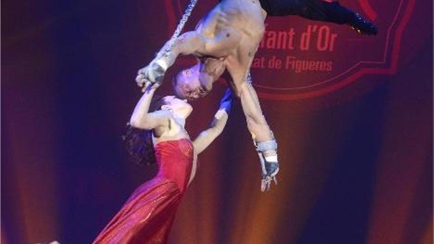 Cadenes aèries, volteig acrobàtic i monocicles, al segon espectacle de Circ