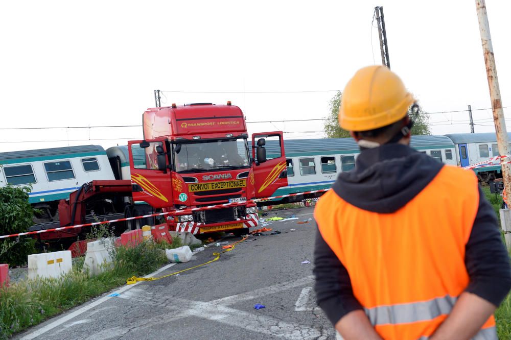 Dos muertos en un accidente de tren en Italia