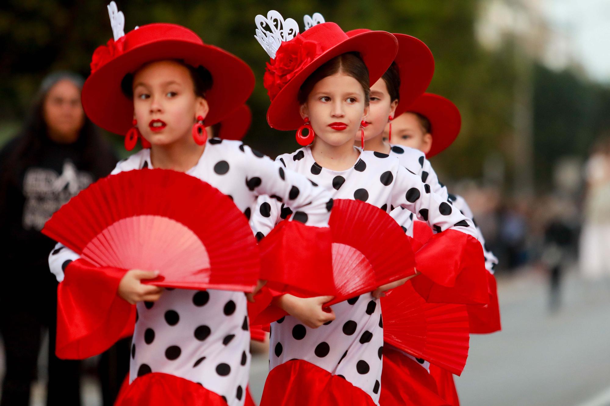 Todas las imágenes de la rúa de carnaval 2023 en Santa Eulària