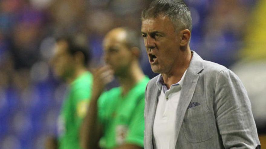 Alcaraz asegura que le faltan entre 3 y 5 fichajes