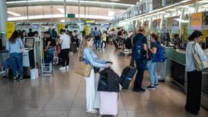 L’aeroport de BCN voreja els cinc milions de passatgers a l’octubre