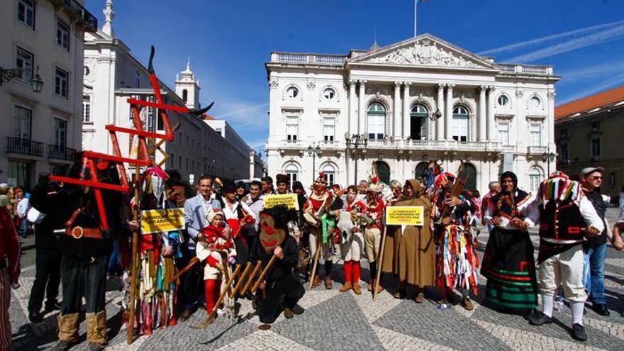 Las mascaradas de Zamora toman Lisboa