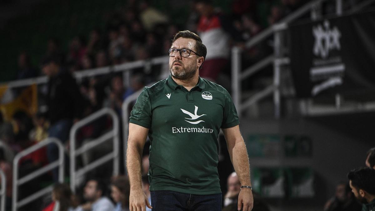 Roberto Blanco, durante un partido en el Multiusos.