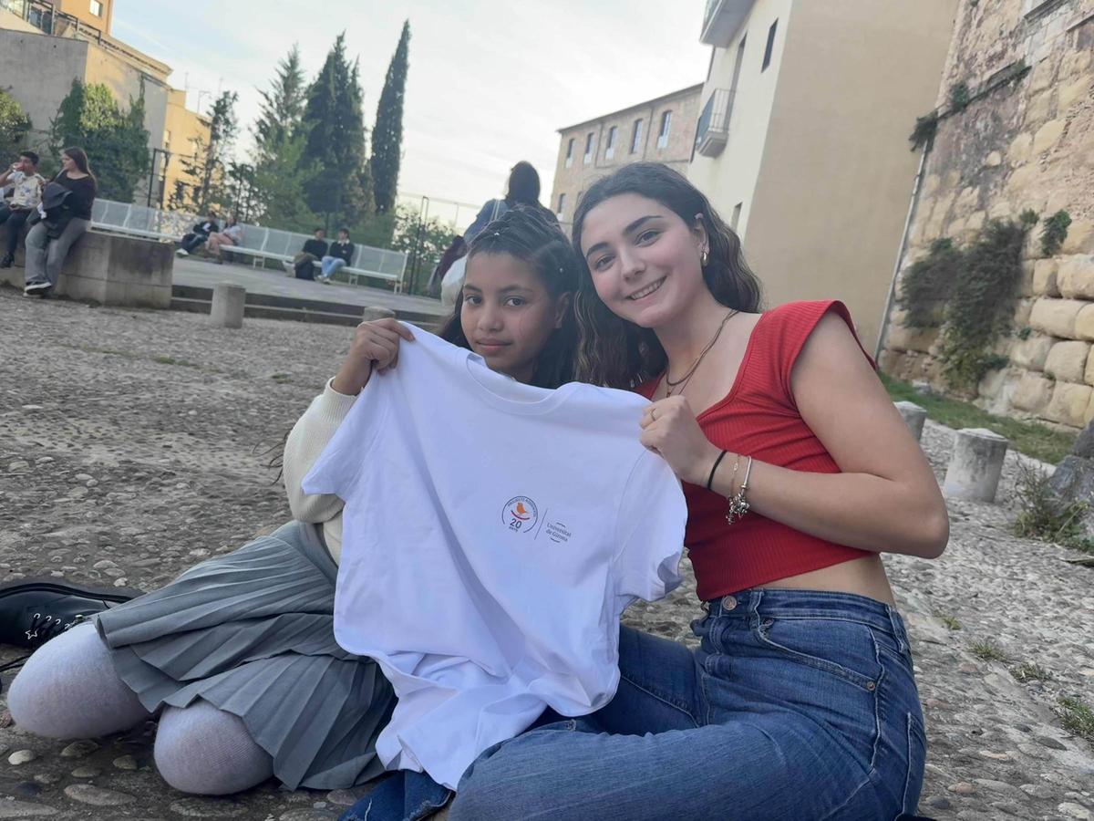 Una parella del projecte en l'acte dels vint anys.