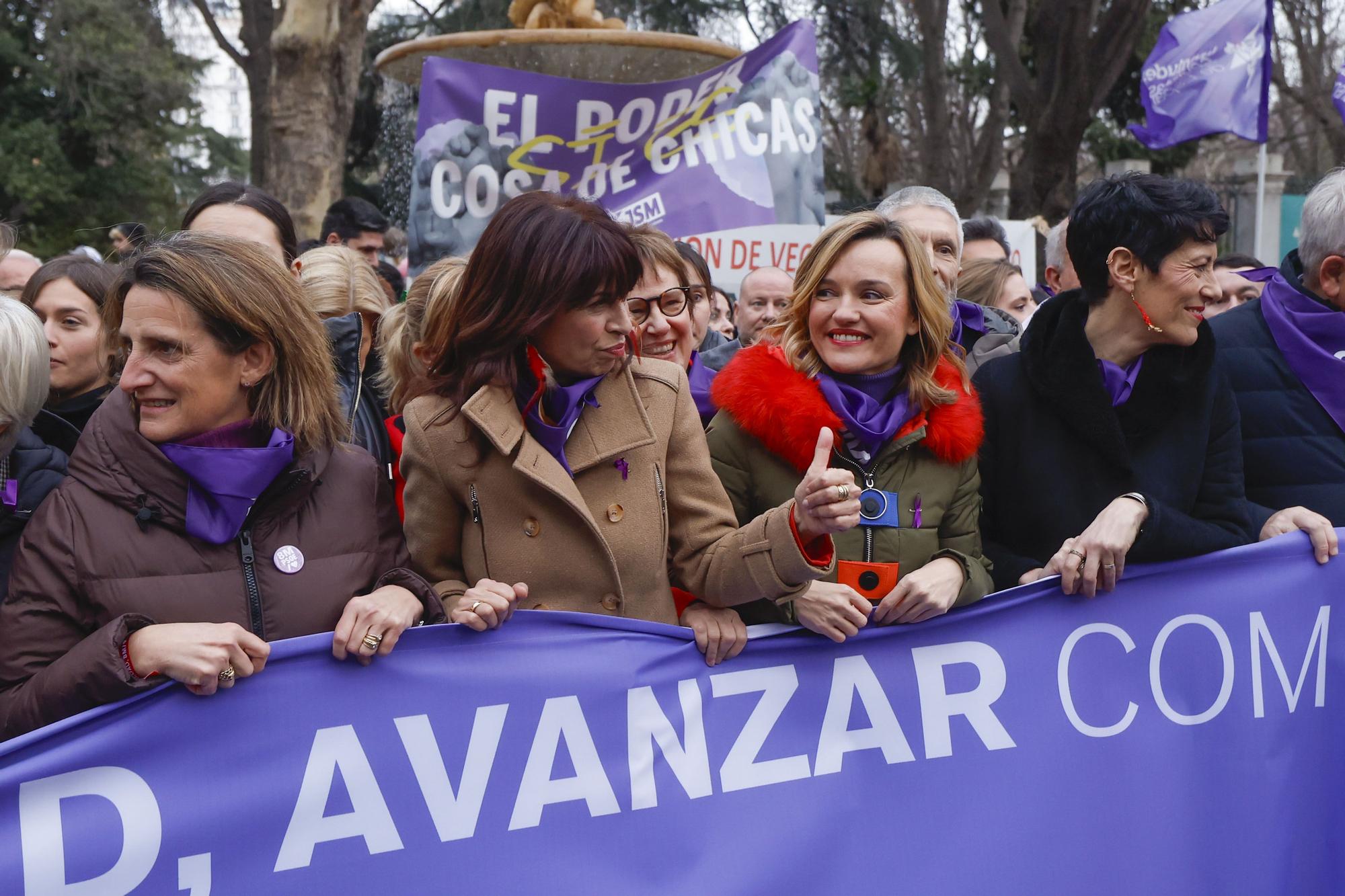 Manifestación de la Comisión 8M bajo el lema 'Patriarcado, Genocidio, Privilegios #SeAcabó'