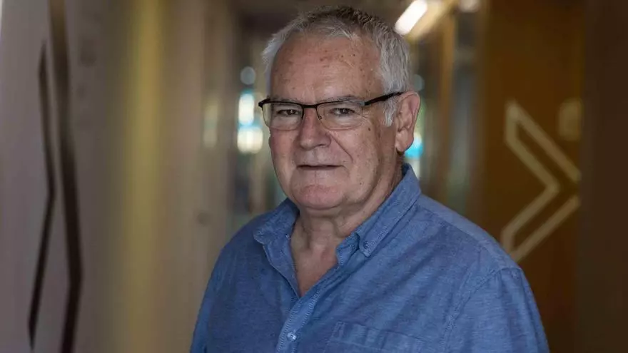 El doctor Coloma se jubila tras más de 20 años al frente de la Unidad de Mama de Elda