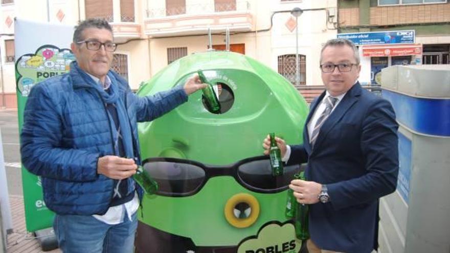 Vila-real acepta el reto de recoger más vidrio para conseguir un nuevo jardín