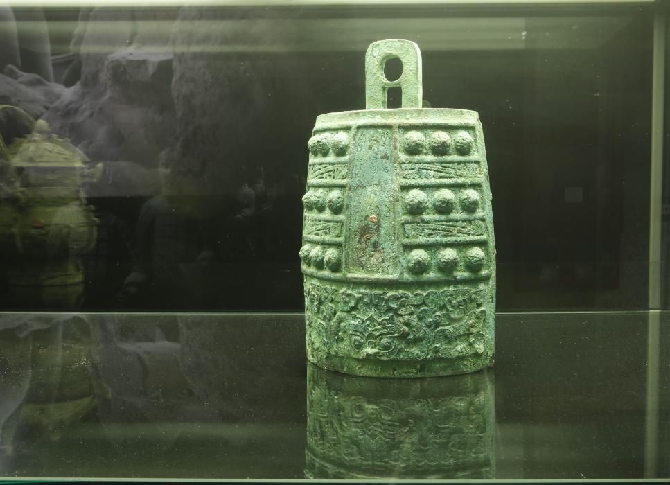 Campana de bronce Zhong