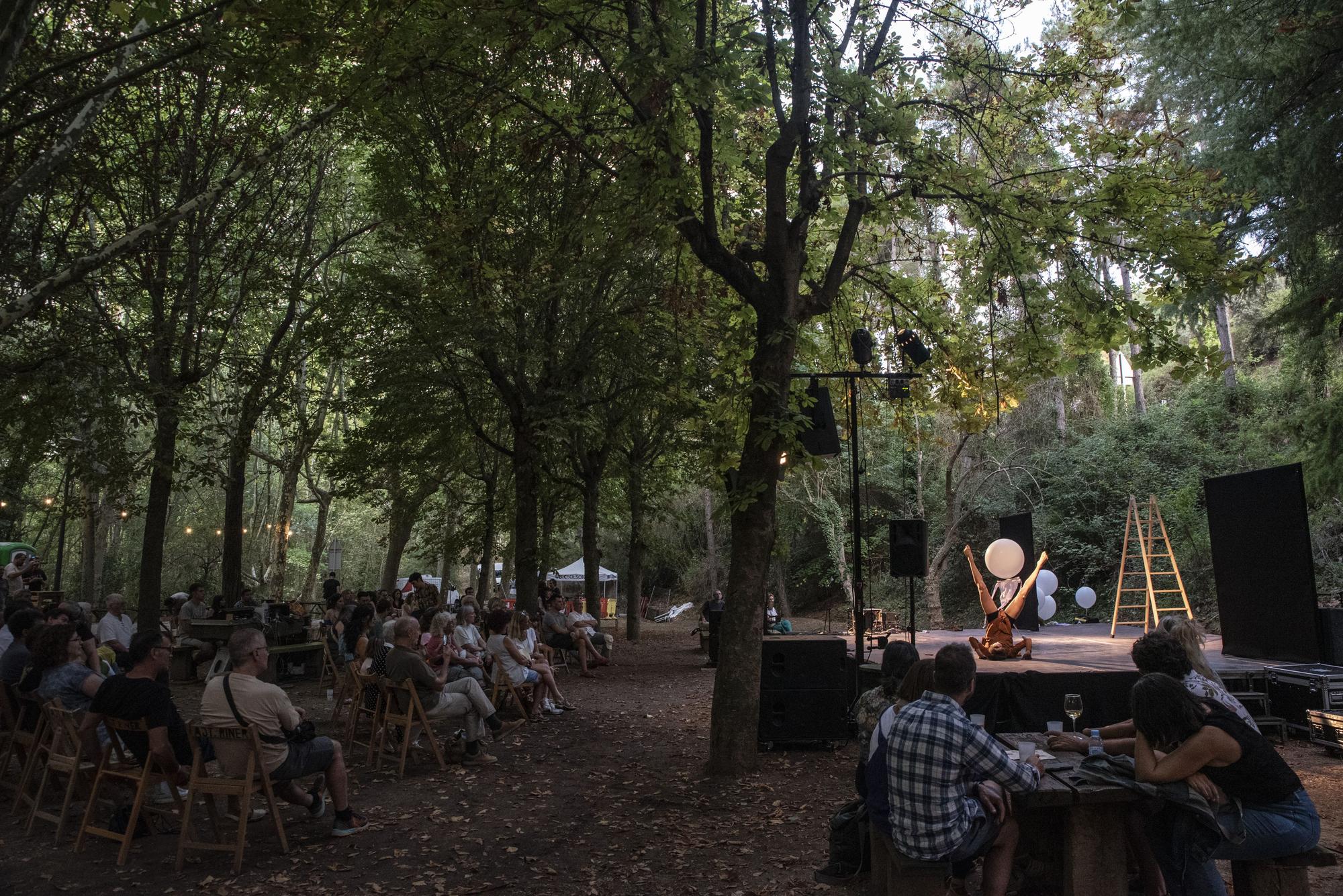 El festival multidisciplinari La Mare es consolida i omple els seus dos espais
