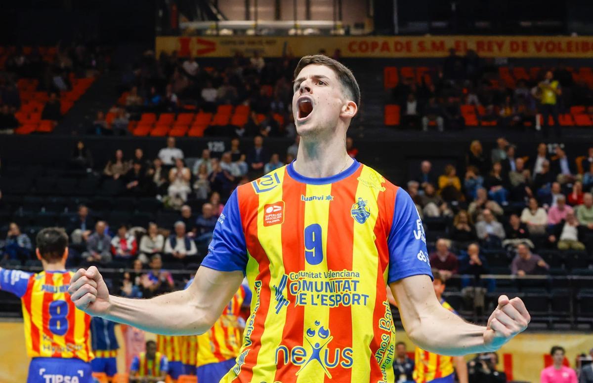 Los valencianos se llevaban el segundo set