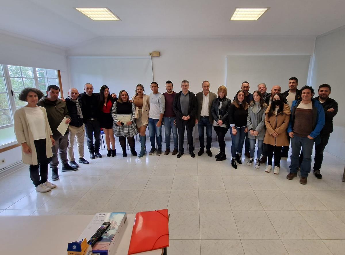 Participantes en un taller de empleo de Agolada, Rodeiro y Dozón
