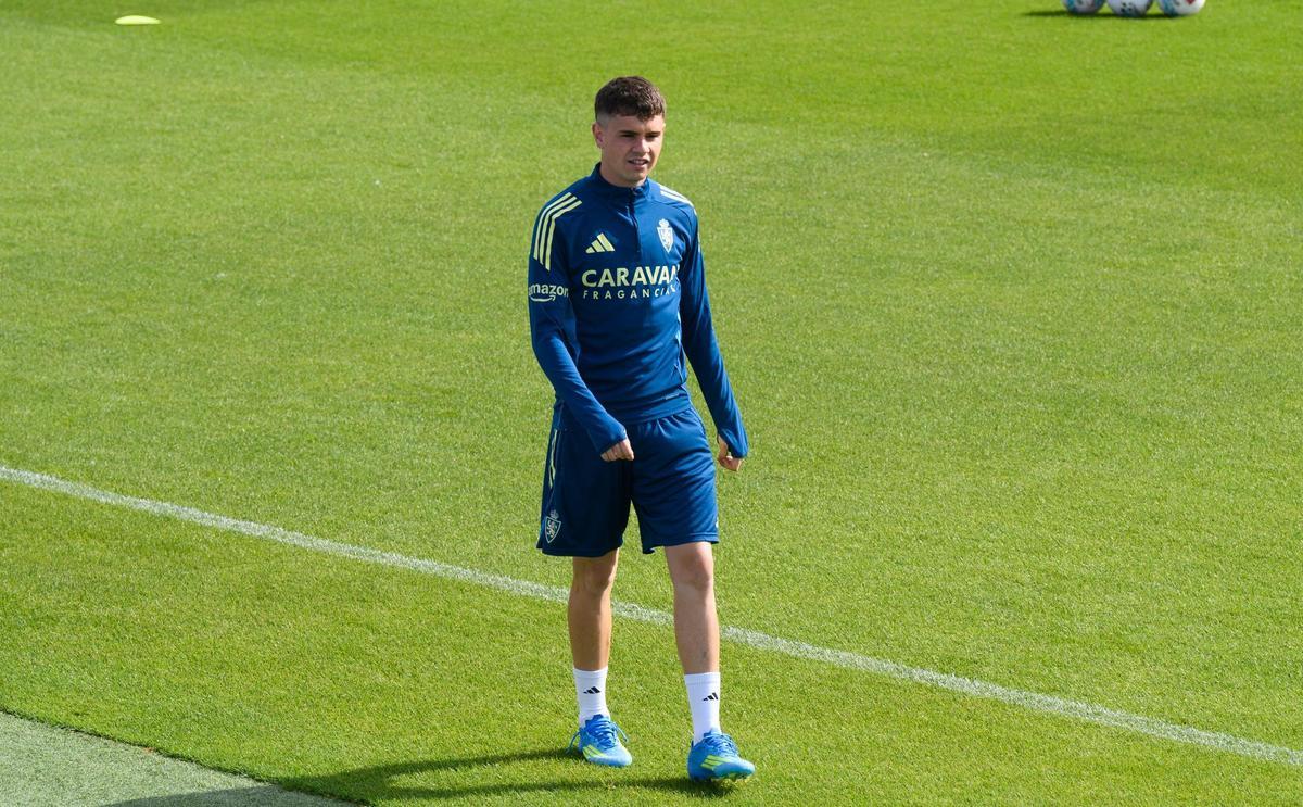 Hugo Pinilla, en un entrenamiento del Real Zaragoza.