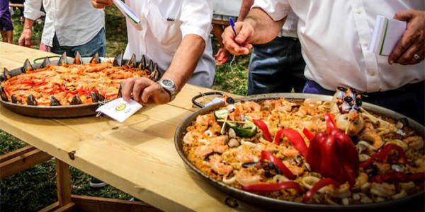 Grotesco concurso de paellas en el País Vasco