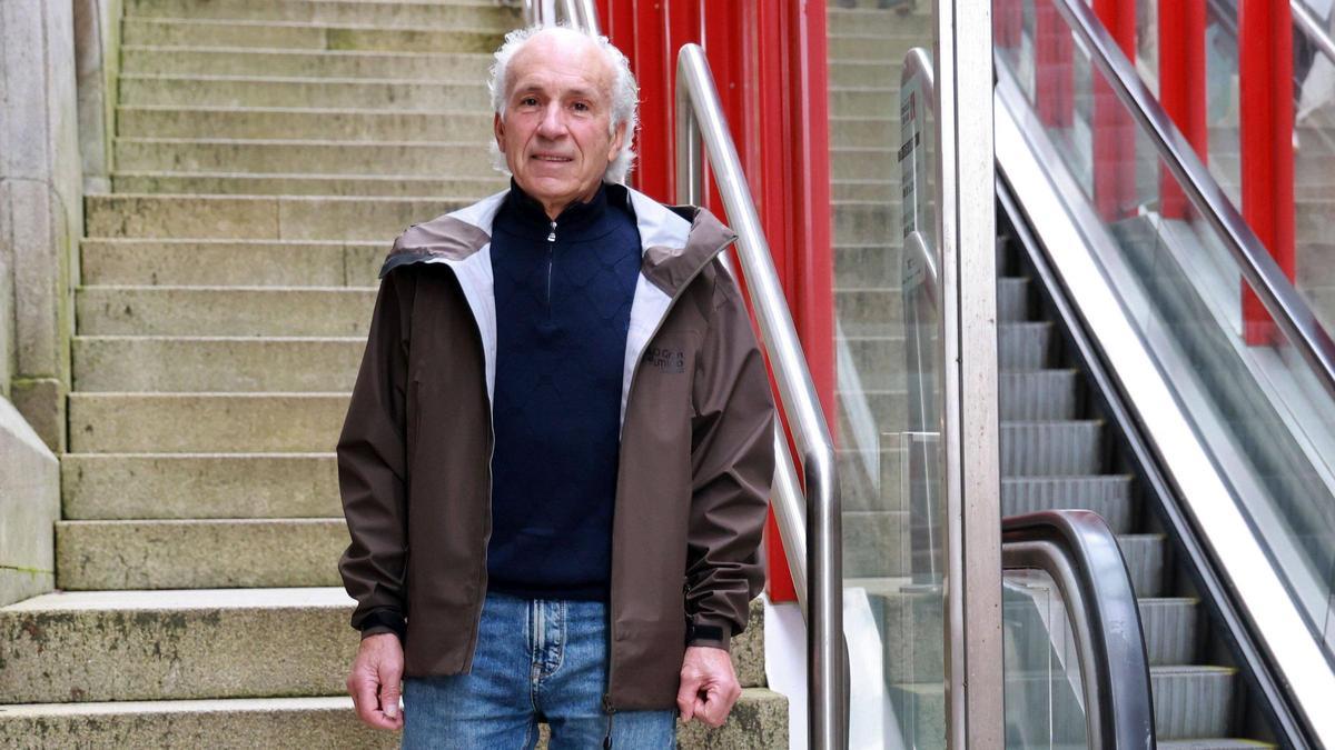 Álvaro Pino, exciclista en Vigo