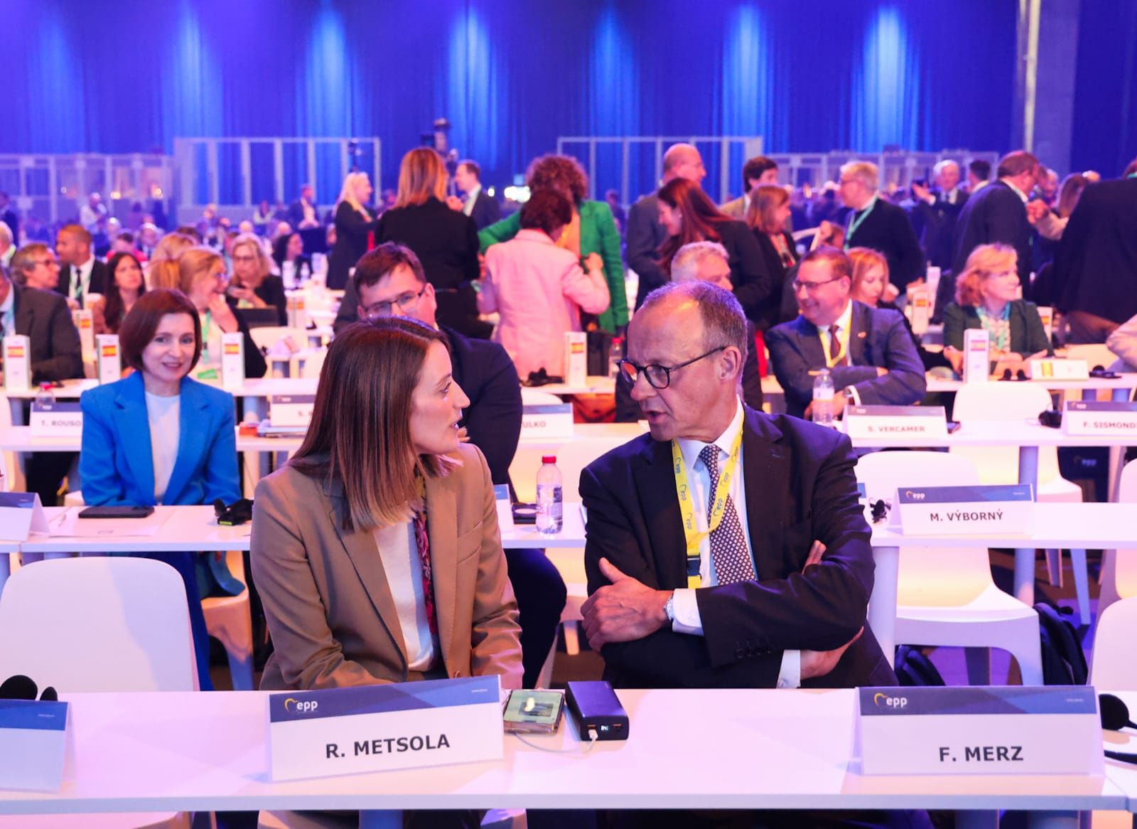 La primera jornada del congreso del PPE en València, en imágenes