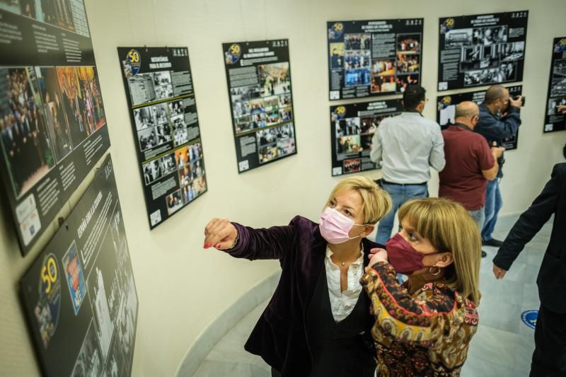 Exposición fotográfica ‘Retratos de la Historia: 40 años de libertad 1977-2017. La era del cambio 20'