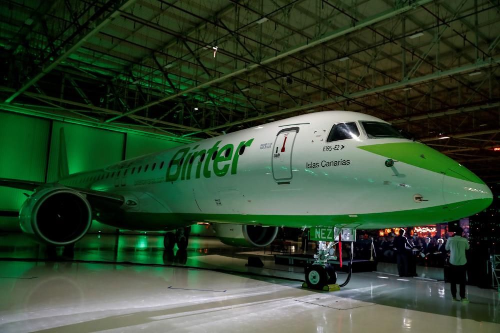 Presentación del nuevo avión de Binter