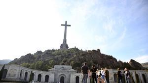 Explanada de la basílica del Valle de los Caídos.