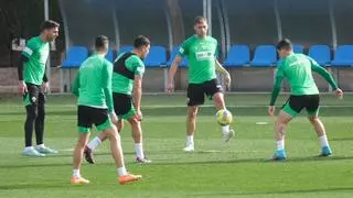 El Elche puede perder a Nteka frente al Betis