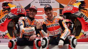 Marc Márquez y Jorge Lorenzo, el día de la presentación del flamante equipo Repsol-Honda.