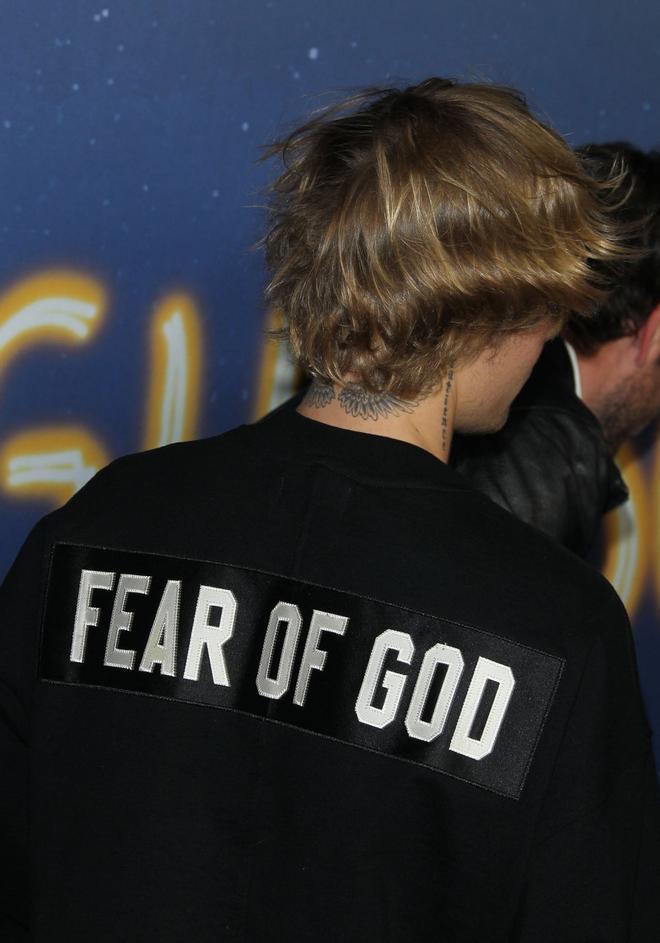 Justin Bieber con su sudadera de &quot;Fear of God&quot;