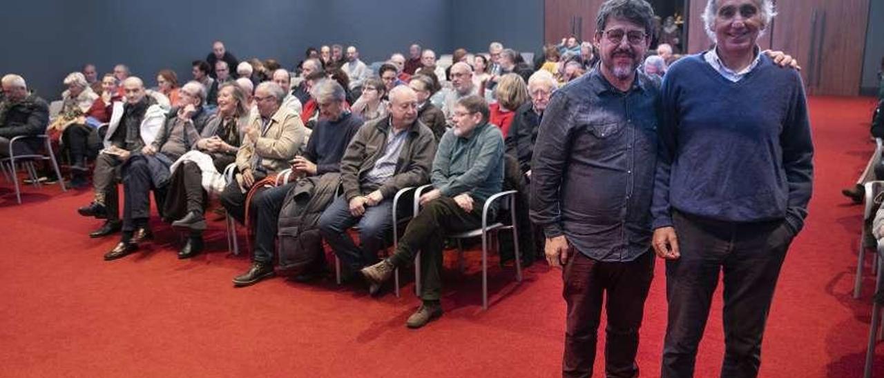 Juan Luis Fernández, a la izquierda, y Martín Caicoya.