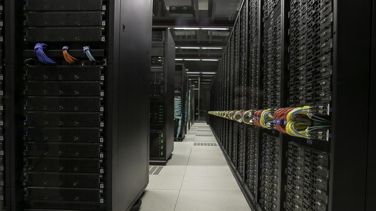 Barcelona 28/05/2019 Un equipo de investigadores del Barcelona SuperComputing Center trabaja para crear un superordenador que trabaje exactamente como un corazón humano. Este aparato podría servir para testar fármacos de manera segura y estudiar cómo funciona este órgano.Fotografia de JOAN CORTADELLAS