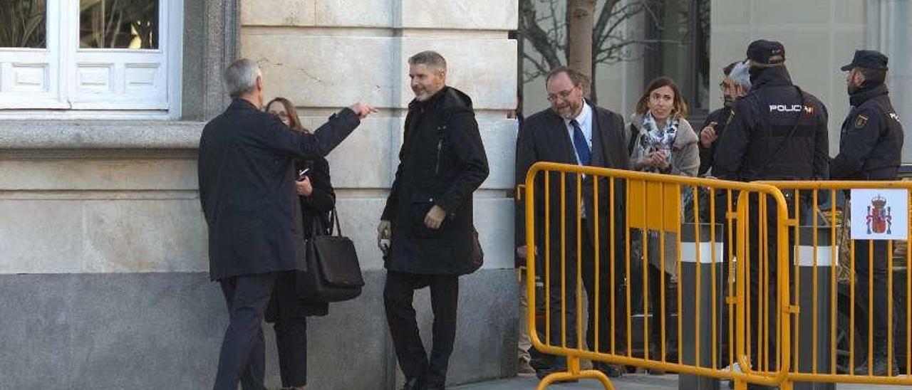 Andreu Van den Eynde, el abogado defensor de Oriol Junqueras, a su llegada al Supremo. // E.P.