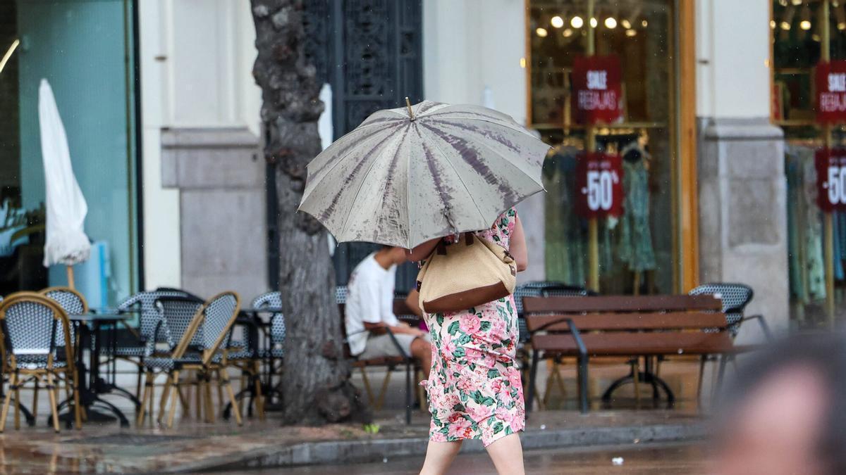 Un reventón húmedo deja lluvias torrenciales en Alzira