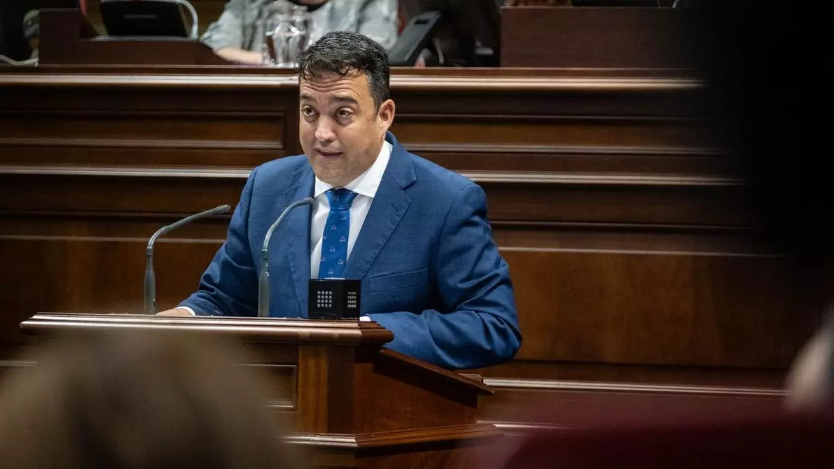 El PP reivindica una "política limpia" frente a la "opacidad" del gobierno de Torres