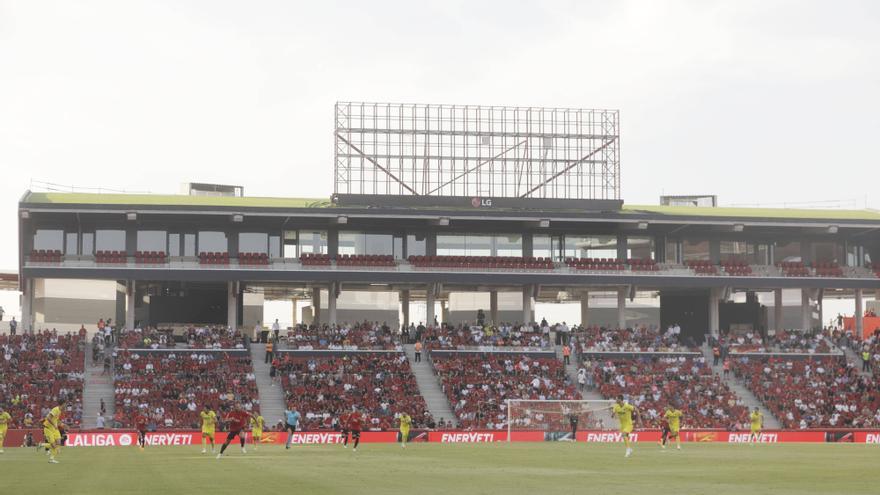 Son Moix ya parece un estadio de fútbol