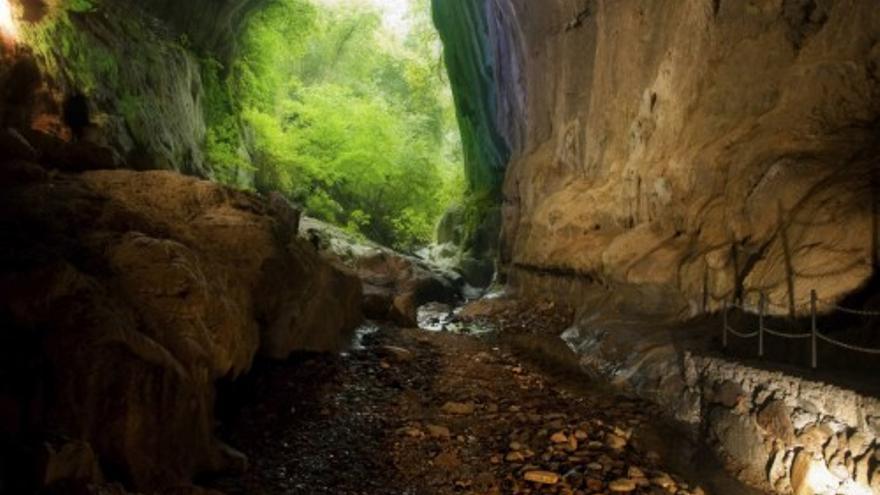 Las cuevas más espectaculares de España