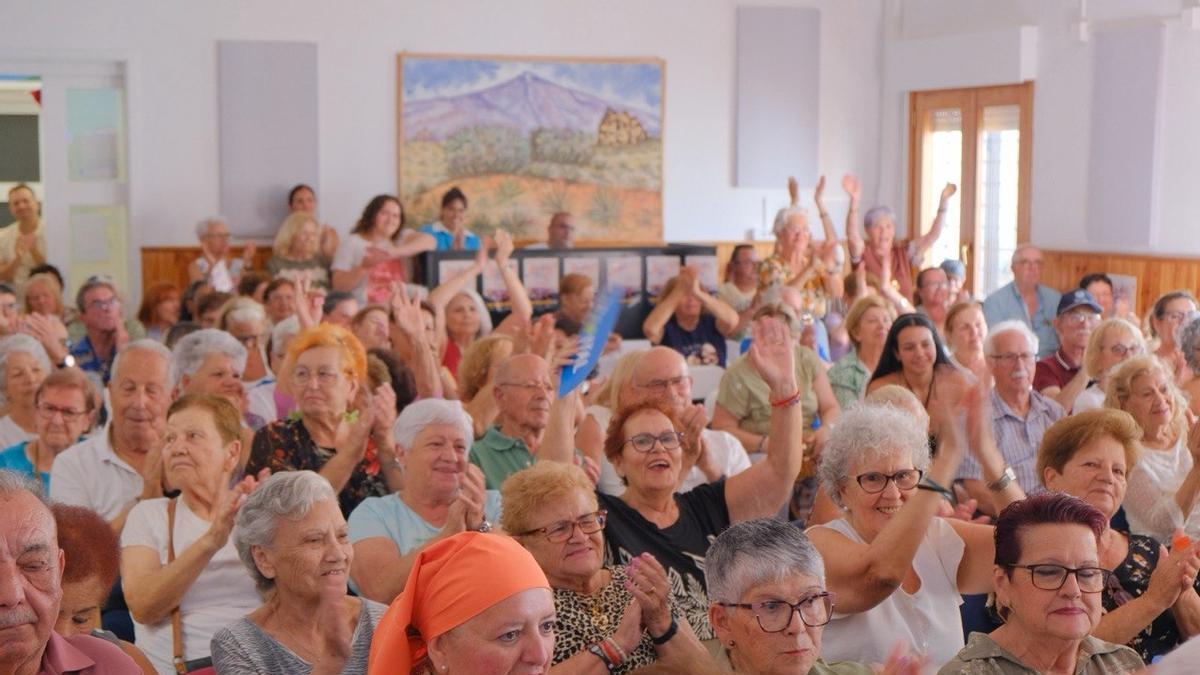 Participantes en la décima edición de Sabiduría Fest, impulsada por el área de Políticas Sociales de Santa Cruz.