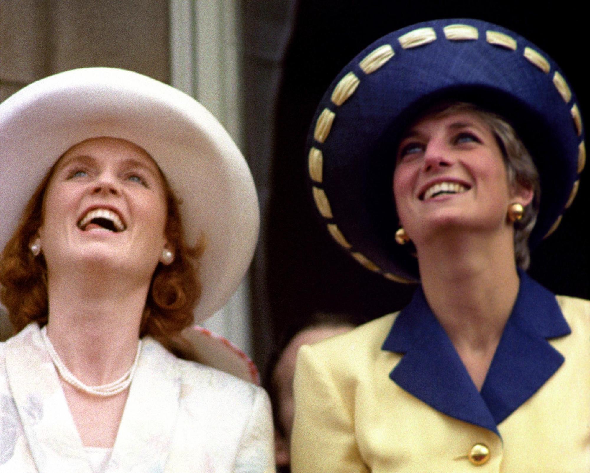 Sarah Ferguson y Lady Di en 1991, durante el desfile de 'Trooping the Colour'.