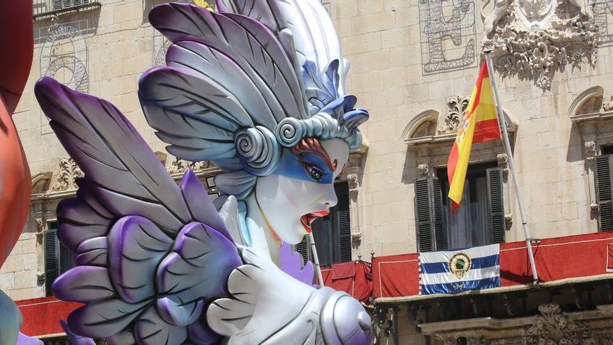 Detalle de la Hoguera Oficial de Alicante de 2019