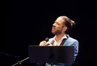 Borja Quiza rinde homenaje a Frank Sinatra en el teatro Colón