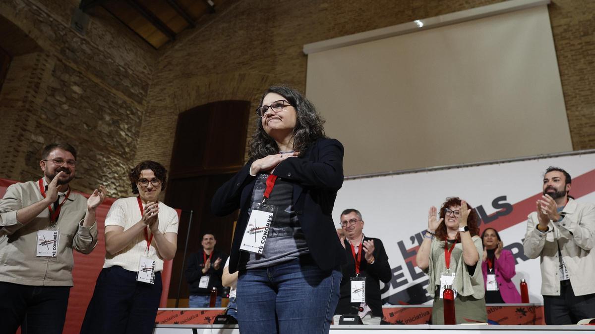 COMUNITAT VALENCIANA | El primer discurso ‘político’ de Oltra tras su regreso: «El pueblo salva al pueblo y se salva votando»