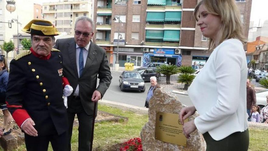 Homenaje a los caídos en acto de servicio