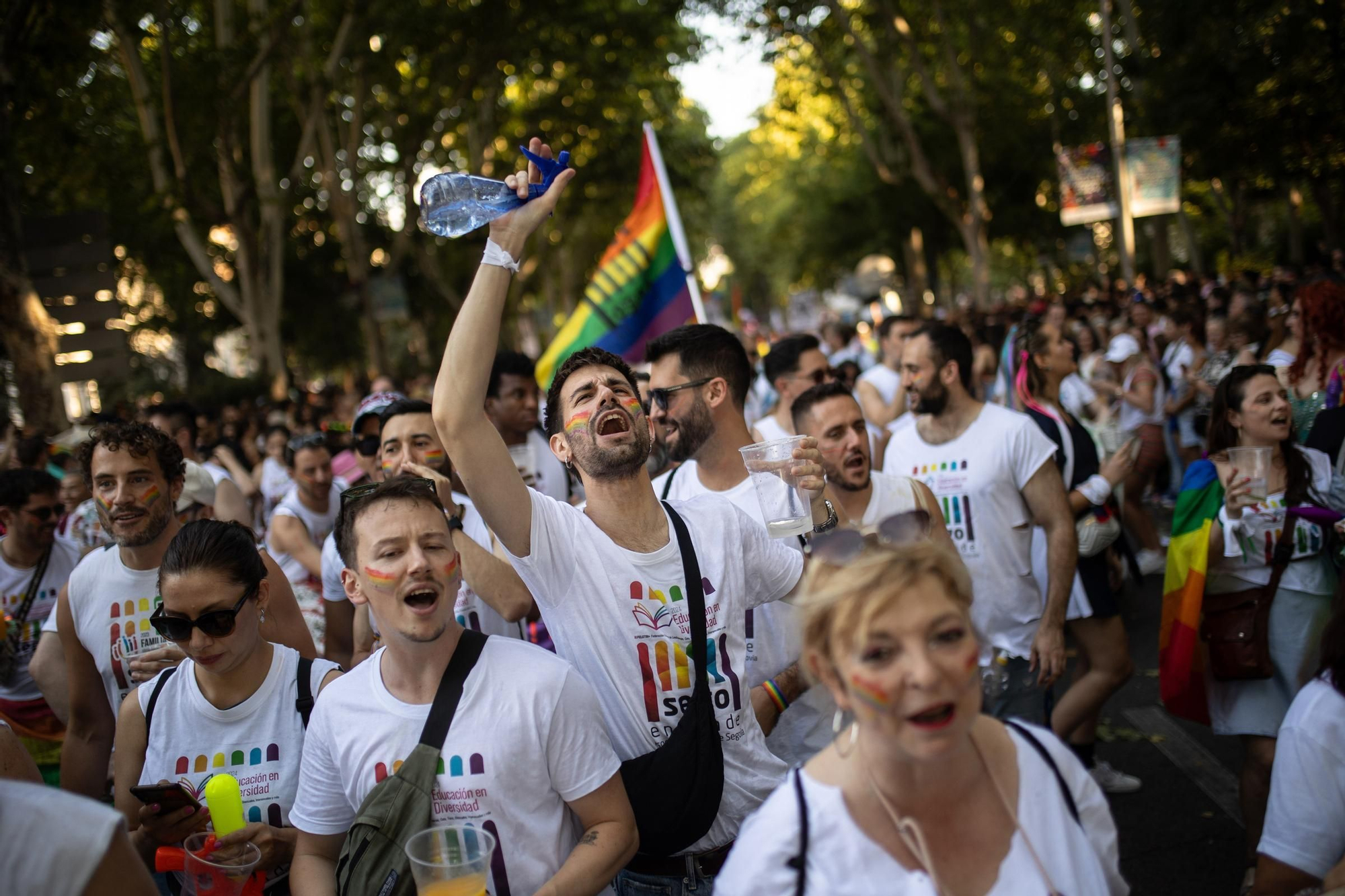 Varias personas durante la manifestación estatal del Orgullo LGTBI+ 2024, a 6 de julio de 2024, en Madrid (España).