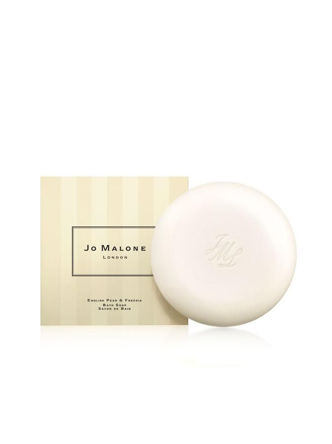 Jabón de baño English Pear & Freesia, de Jo Malone