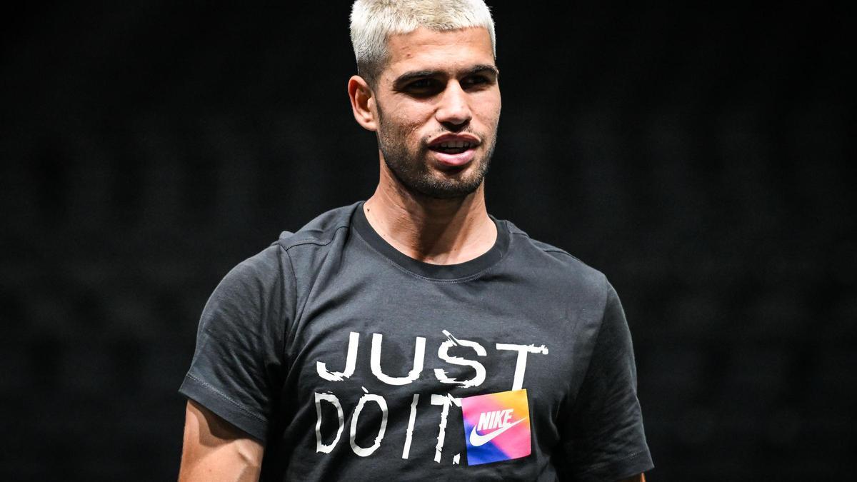 Carlos Alcaraz, durante un entrenamiento previo al Masters 1000 de París
