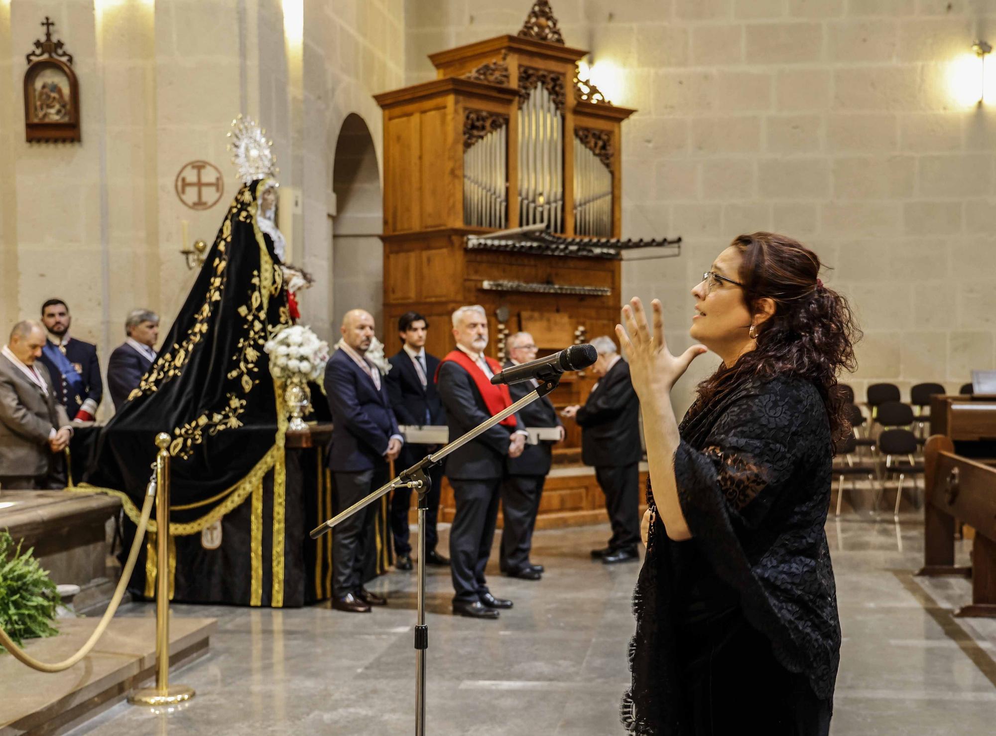 Alicante da inicio a la Semana Santa con una emotiva Exaltación de la Saeta y Mantilla