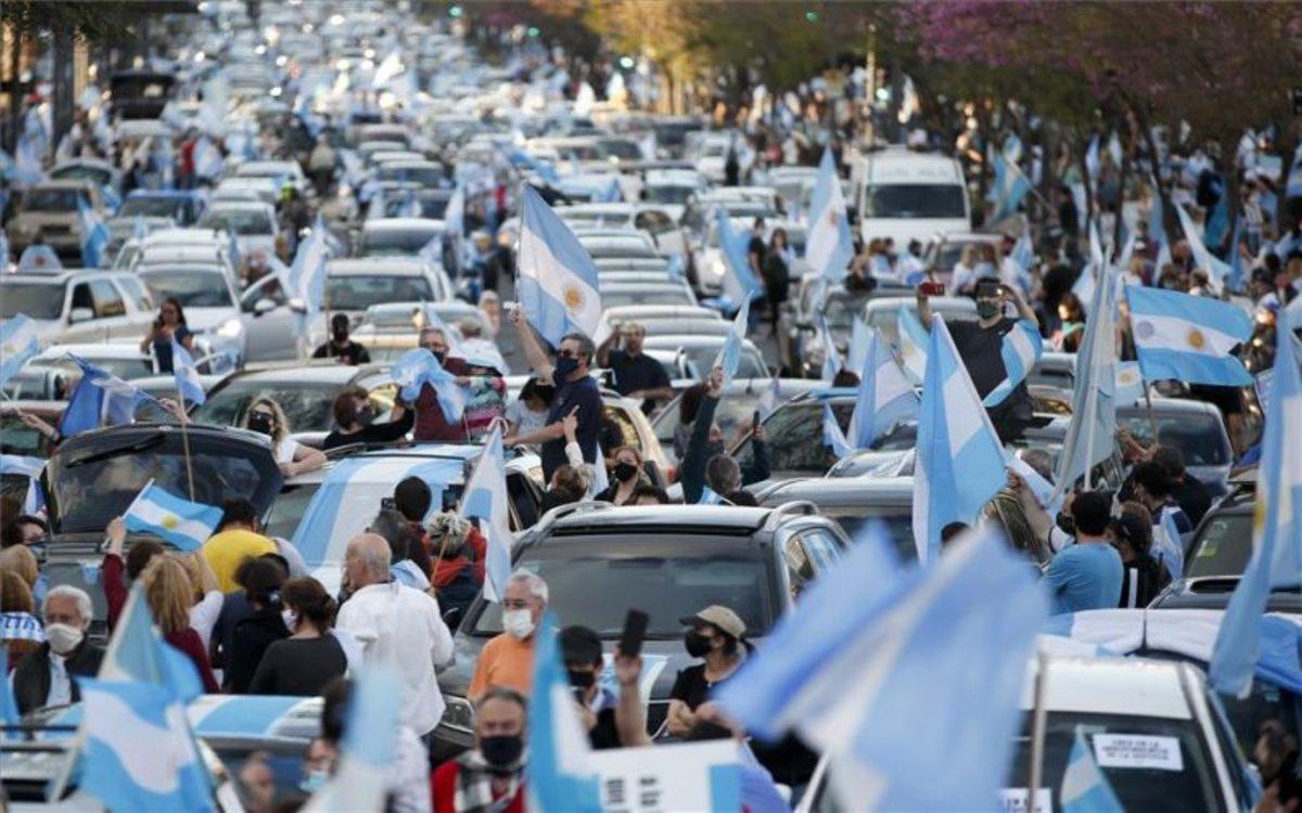 argentina-autos-protestas