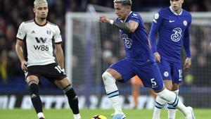 Enzo Fernández y Mudryk, durante un partido con el Chelsea