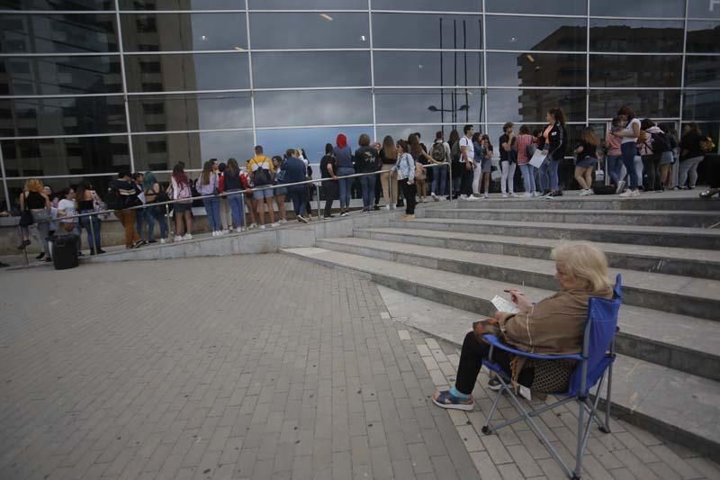 Decenas de alicantinos en el casting de OT en València