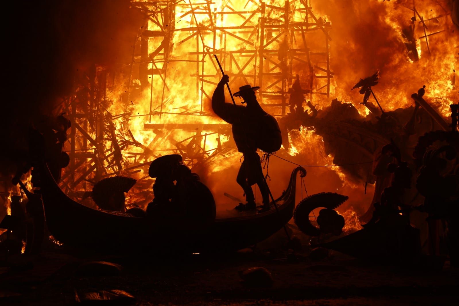 La Cremà de Convento Jerusalén, la falla del primer premio